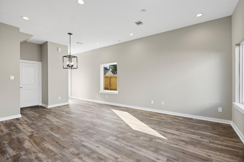 414 Stonework Landing Lane, Houston, Texas image 10