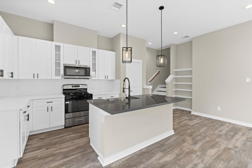 414 Stonework Landing Lane, Houston, Texas image 15