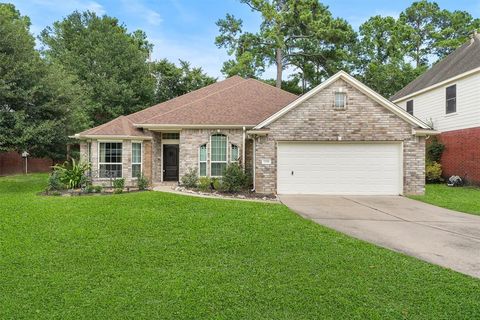 Single Family Residence in Houston TX 13726 Anderson Woods Drive.jpg