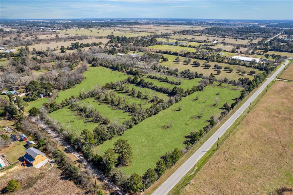 Cedar Lane, Tomball, Texas image 2