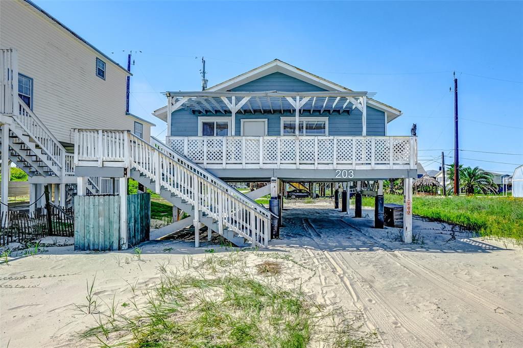 203 Carlton Avenue, Surfside Beach, Texas image 7