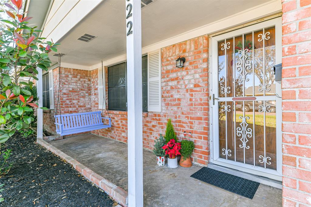 822 N Kaufman Drive