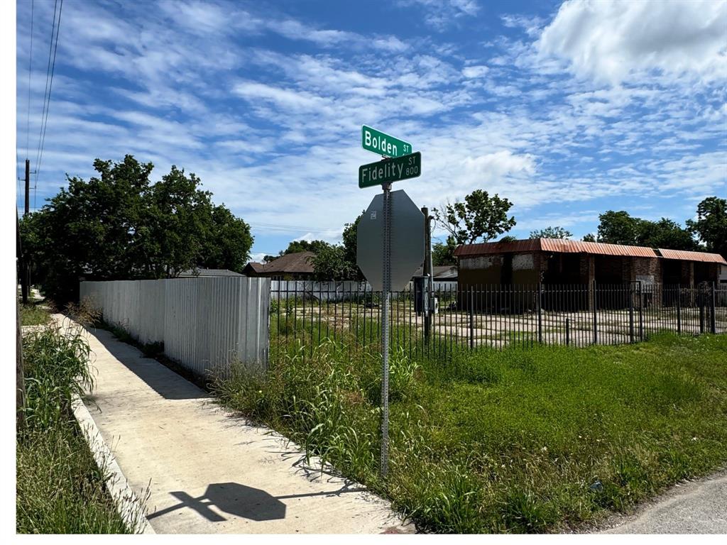 409 Bolden Street, Houston, Texas image 1