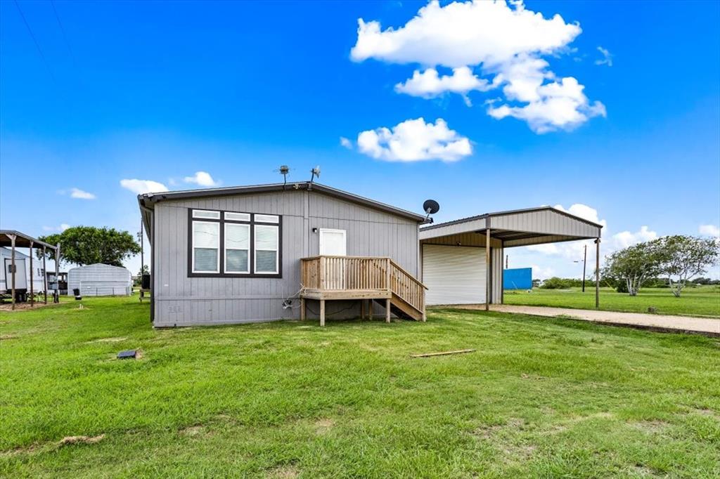 123 Thresher Fish Lane, Palacios, Texas image 4