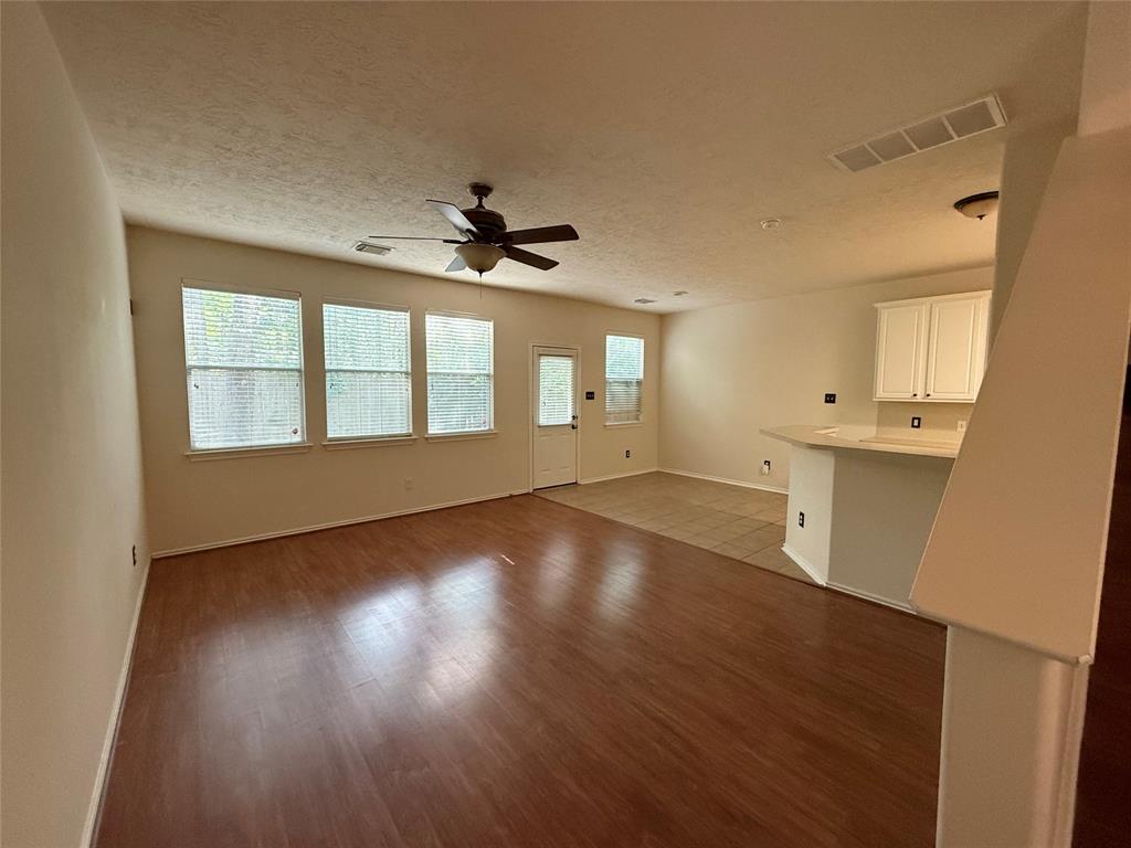 226 W Stedhill Loop, Conroe, Texas image 1