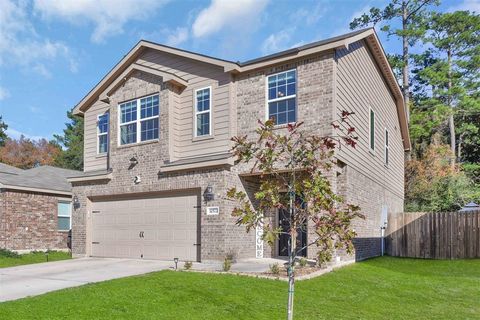 Single Family Residence in Pinehurst TX 32572 Decker Creek Drive.jpg