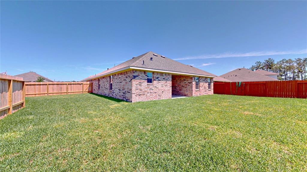 30042 Walton Heath Drive, Cleveland, Texas image 4