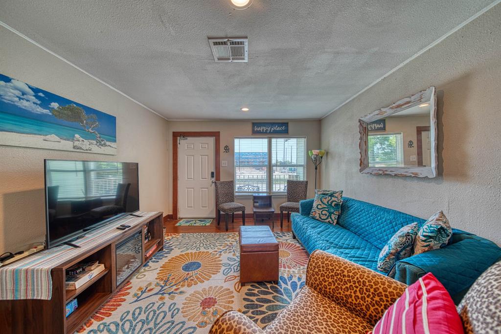 4224 Avenue M 1/2