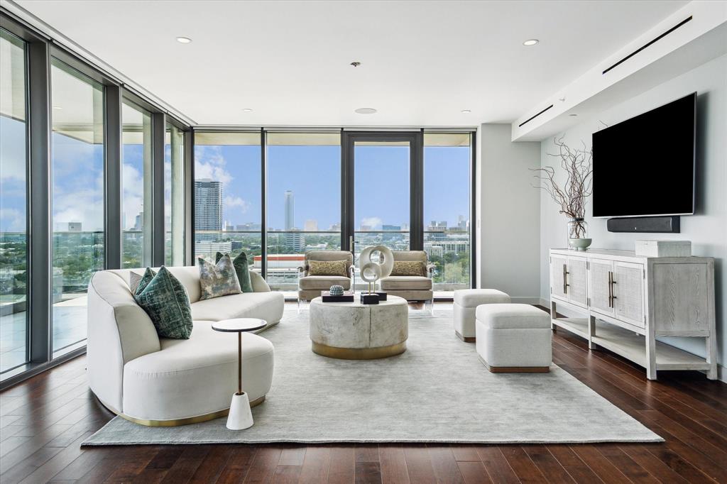 3433 Westheimer Road 1603