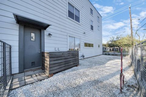 listing image 41