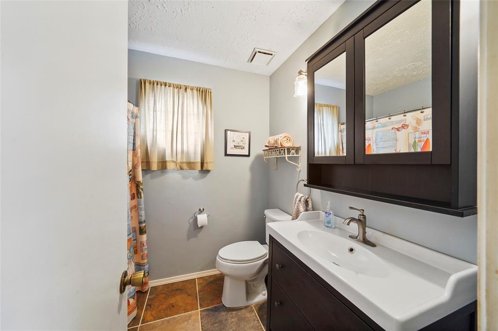 20006 River Brook Drive, Humble, Texas image 17