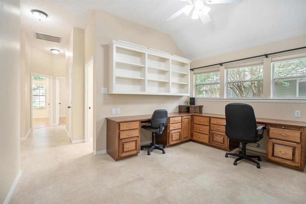 1630 Pebble Banks Lane, Seabrook, Texas image 21