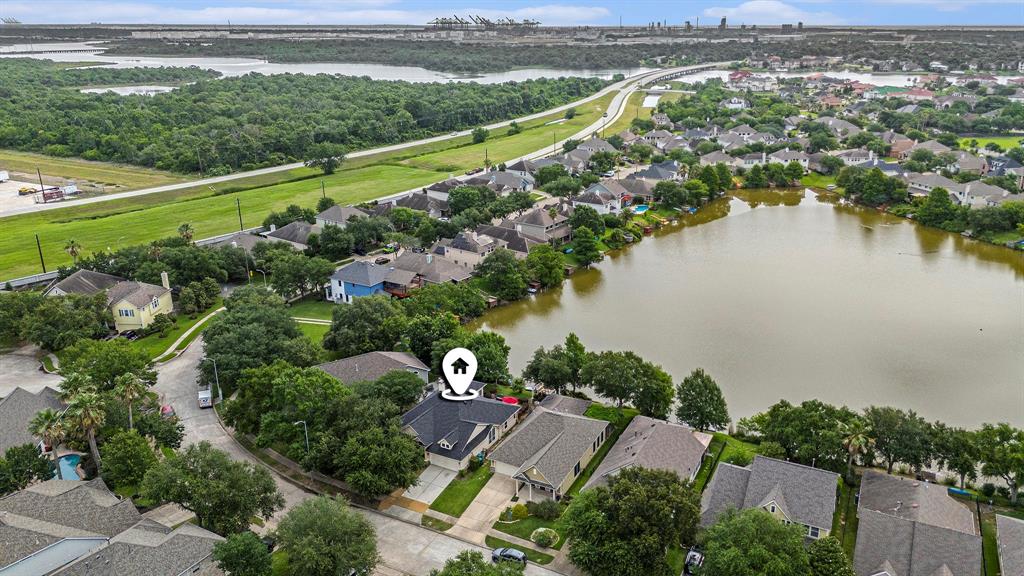1630 Pebble Banks Lane, Seabrook, Texas image 33
