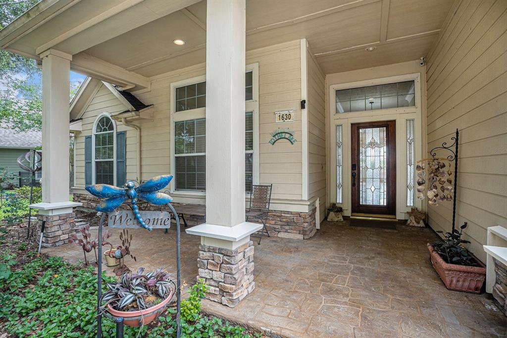 1630 Pebble Banks Lane, Seabrook, Texas image 4