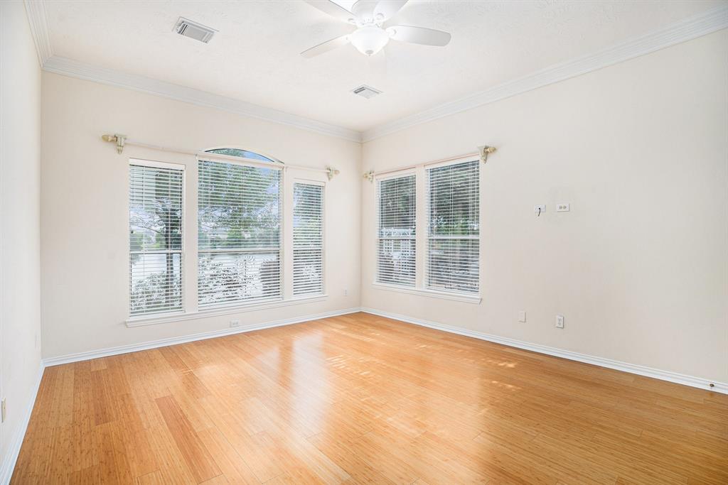 1630 Pebble Banks Lane, Seabrook, Texas image 15