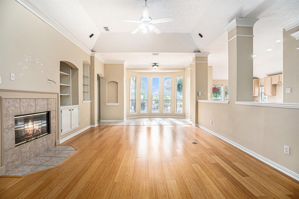 1630 Pebble Banks Lane, Seabrook, Texas image 6