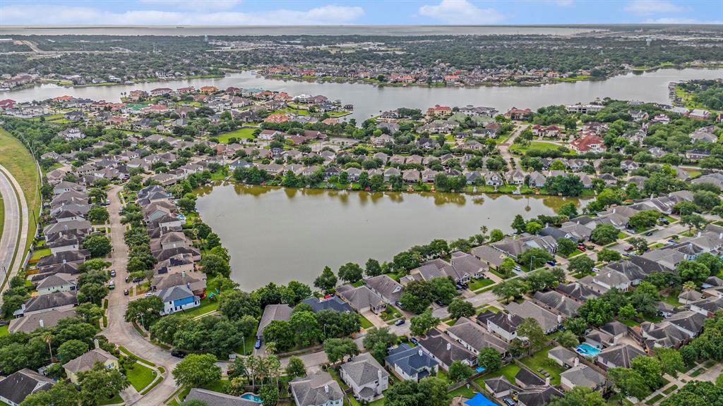 1630 Pebble Banks Lane, Seabrook, Texas image 43