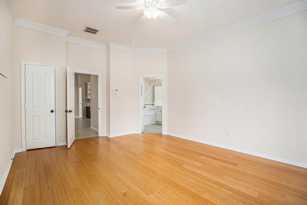 1630 Pebble Banks Lane, Seabrook, Texas image 16