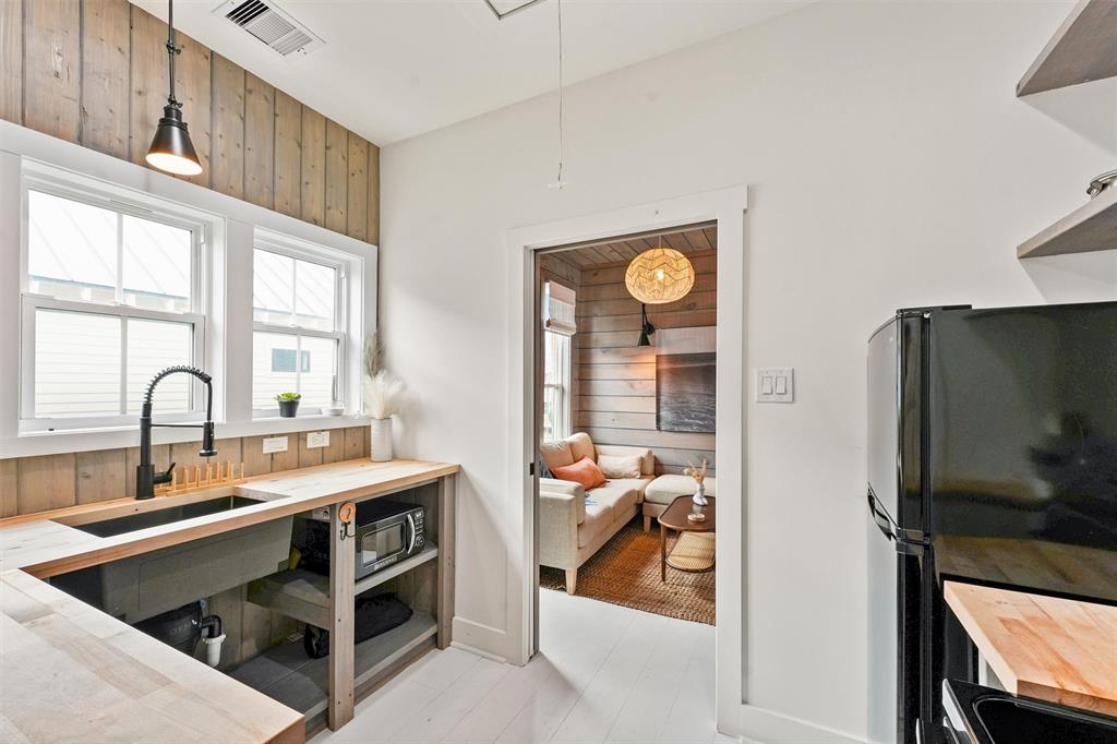 1212 32nd St, Galveston, Texas image 18