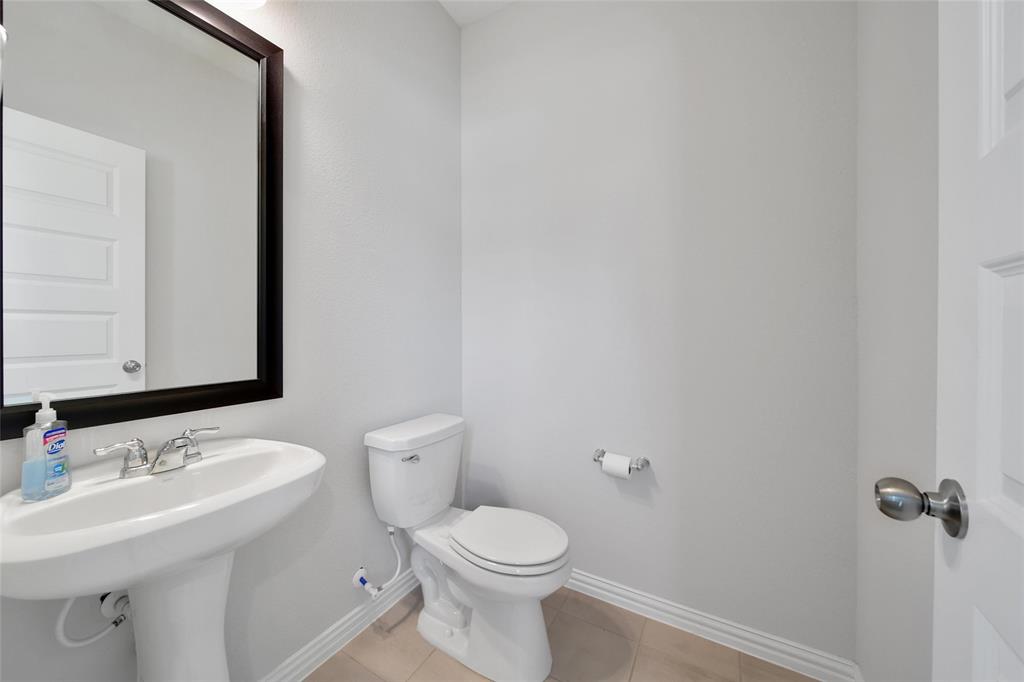 103 Skyshine Court, Conroe, Texas image 10