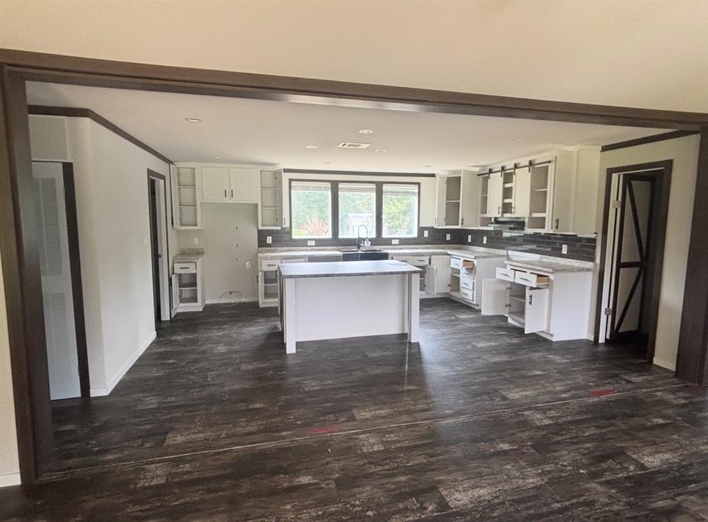 307 Magnolia Lake Drive