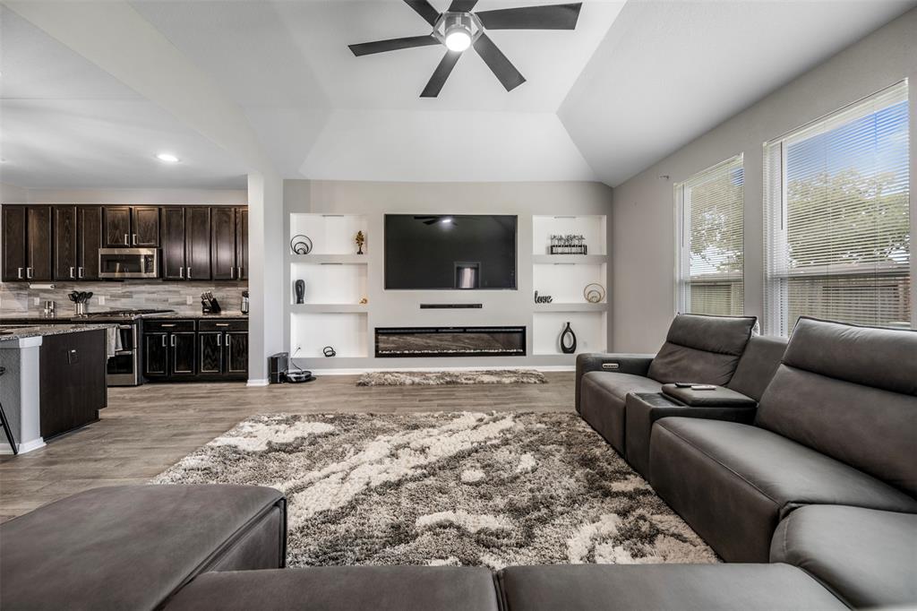 8818 Dalmatian Way, Rosharon, Texas image 14