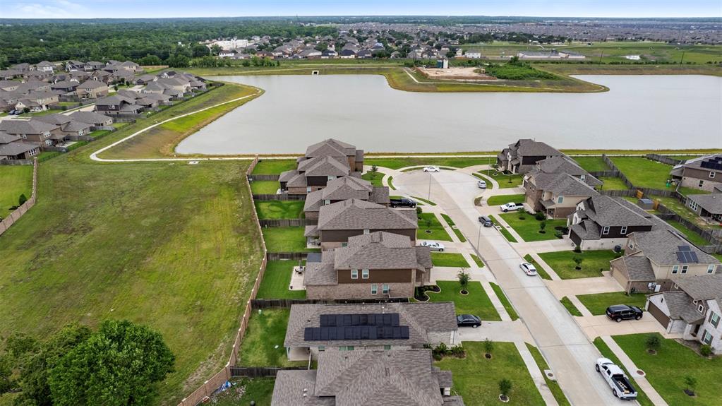 8818 Dalmatian Way, Rosharon, Texas image 36