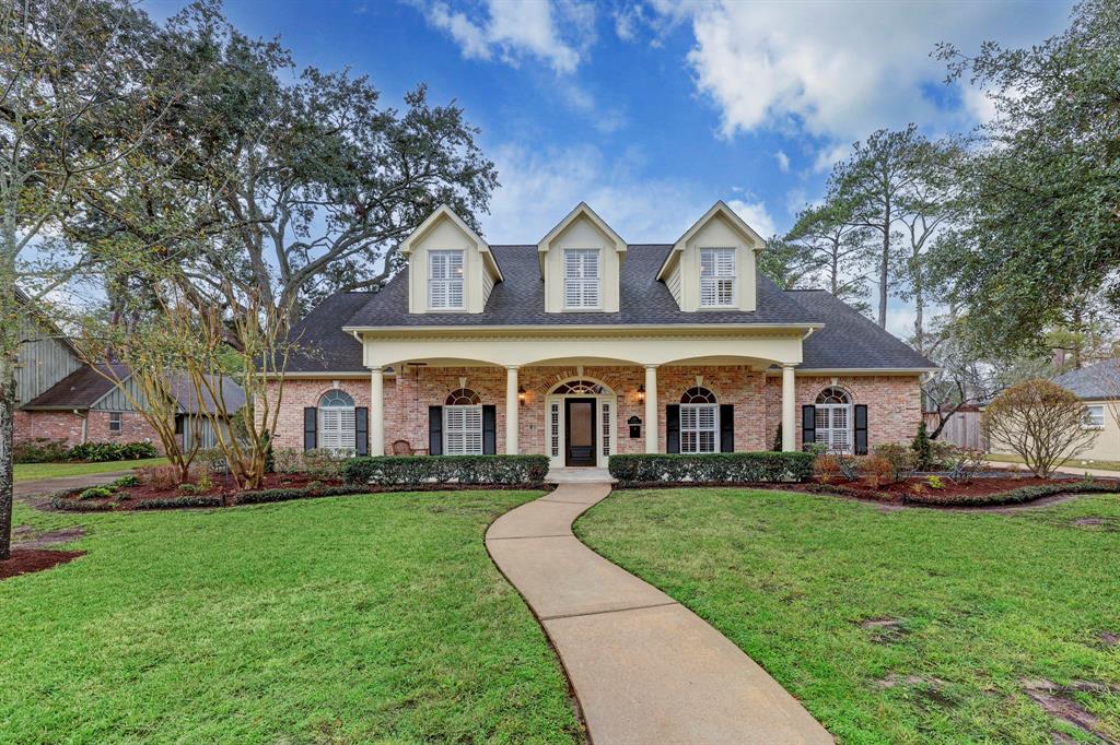 Photo 1 of 41 of 255 Plantation Road house