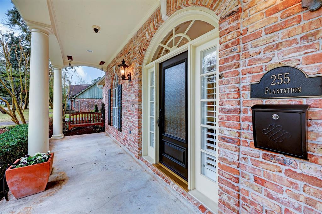 Photo 9 of 41 of 255 Plantation Road house