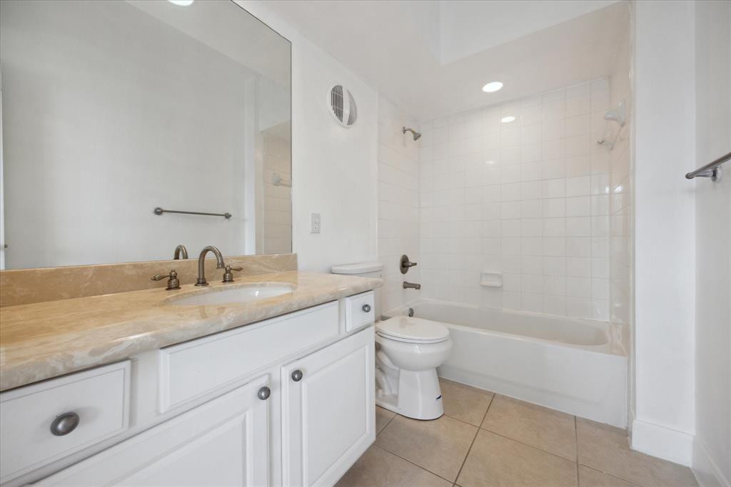 7701 Rialto Boulevard #623, Austin, Texas image 14