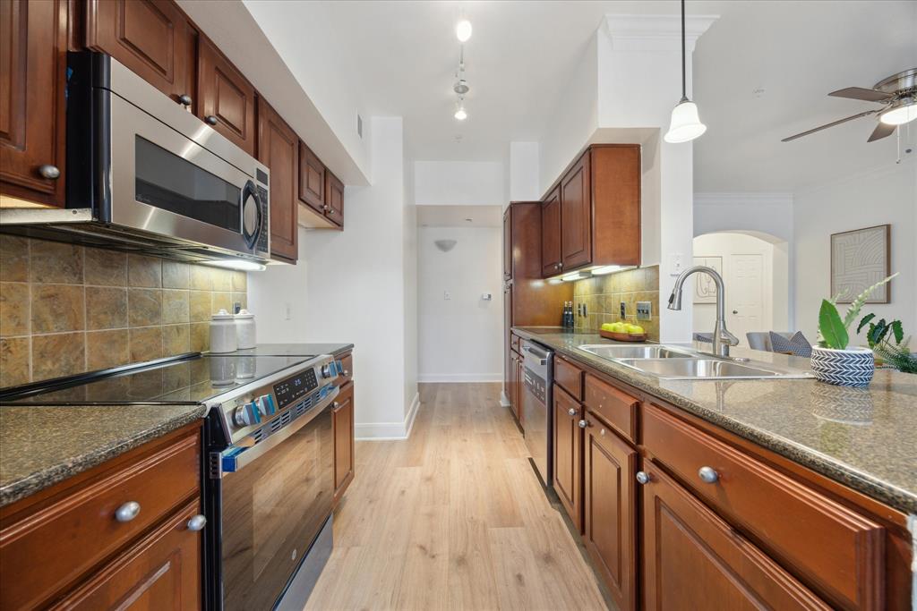 7701 Rialto Boulevard #623, Austin, Texas image 7
