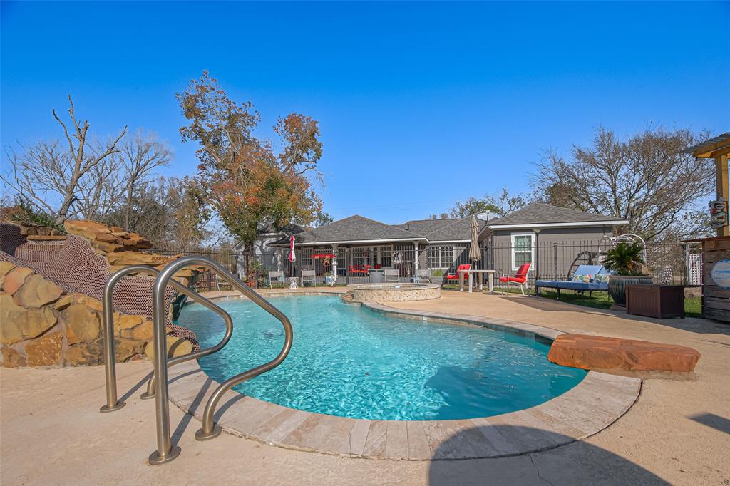 2415 W Cedar Bayou Lynchburg Road #R, Baytown, Texas image 38