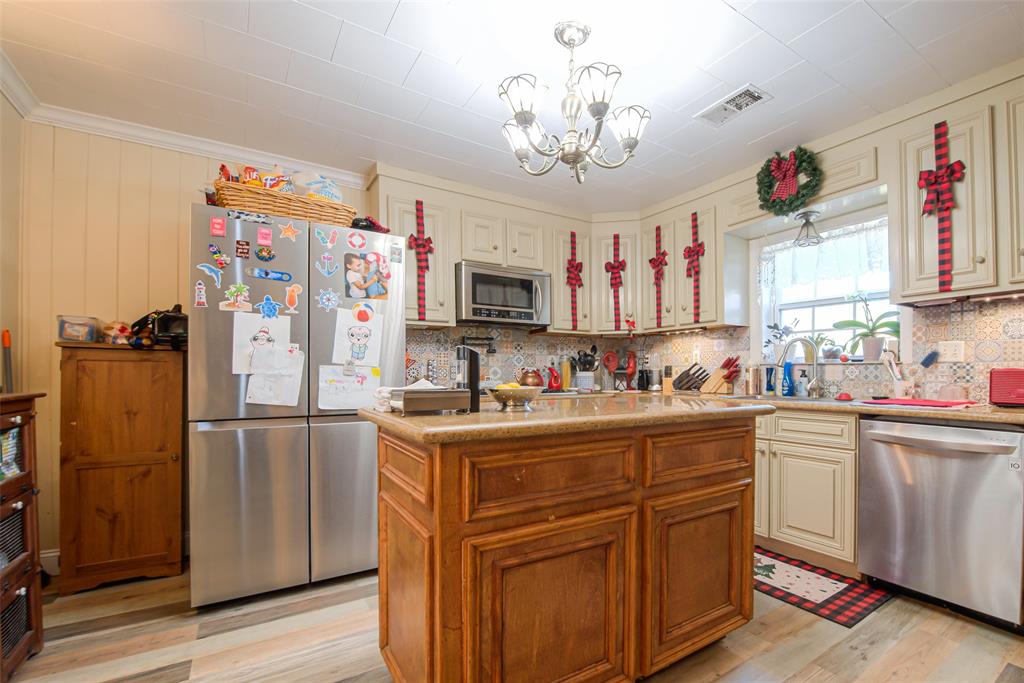 2415 W Cedar Bayou Lynchburg Road #R, Baytown, Texas image 13