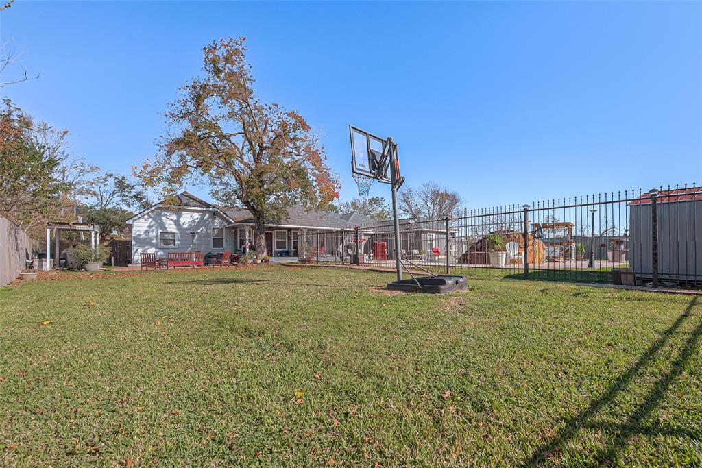 2415 W Cedar Bayou Lynchburg Road #R, Baytown, Texas image 34
