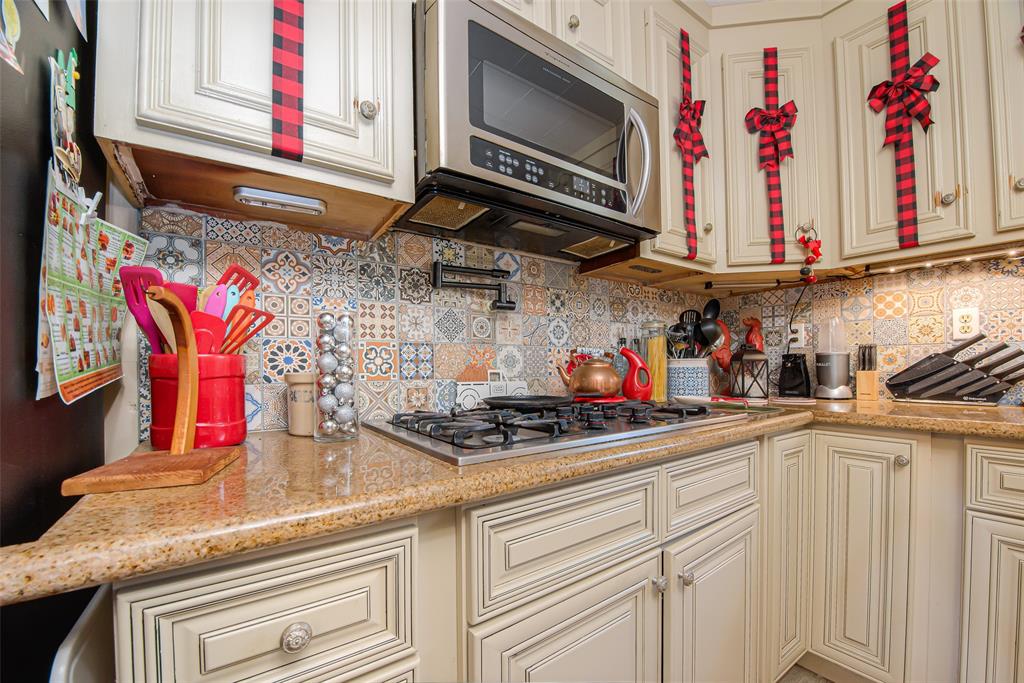 2415 W Cedar Bayou Lynchburg Road #R, Baytown, Texas image 17