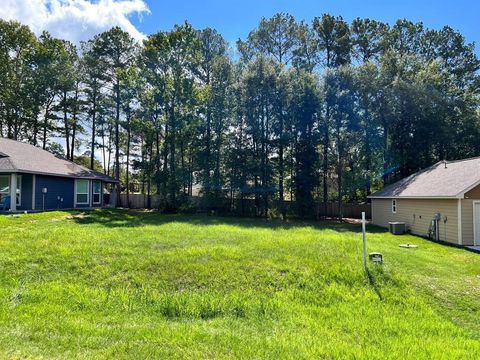 13 Firewood Road Huntsville TX 77340