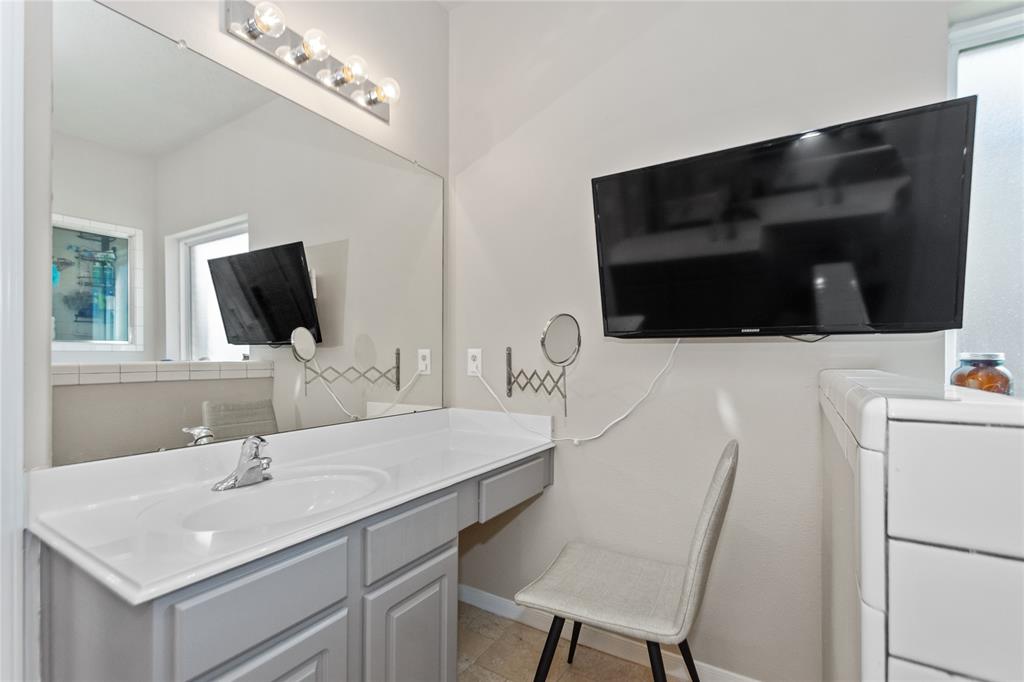1403 Doral Court, Baytown, Texas image 39