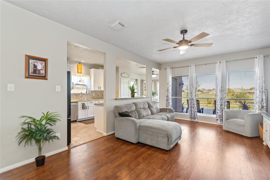 1403 Doral Court, Baytown, Texas image 21