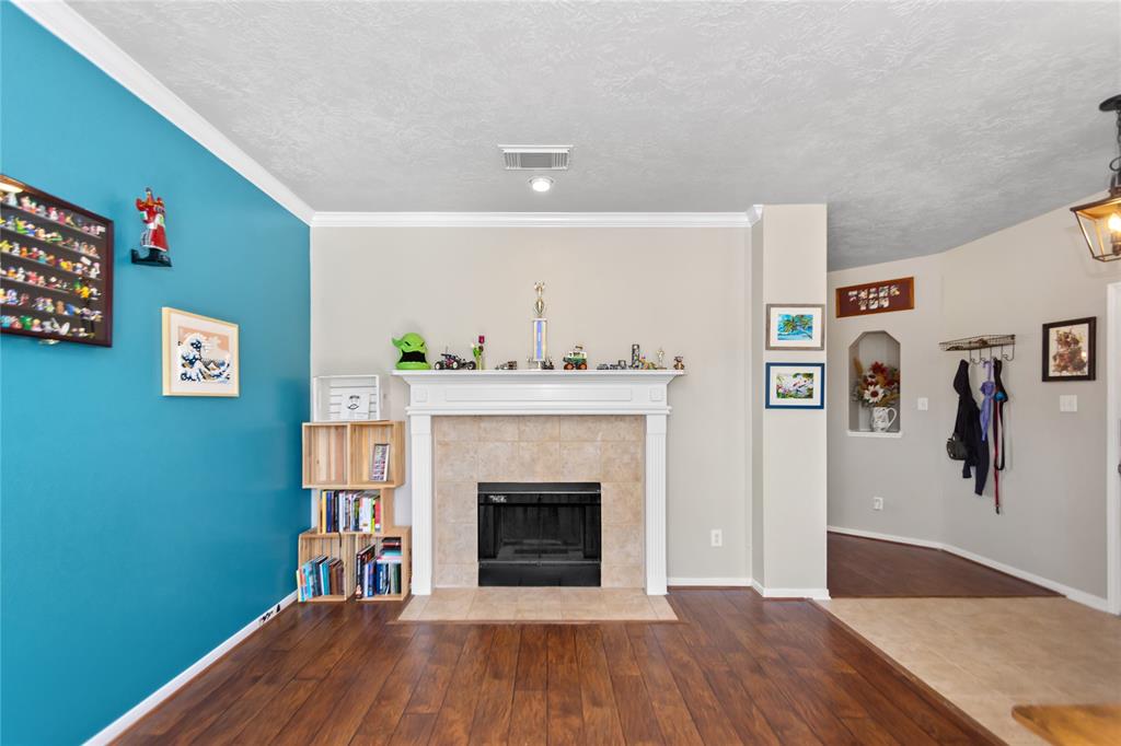 1403 Doral Court, Baytown, Texas image 5