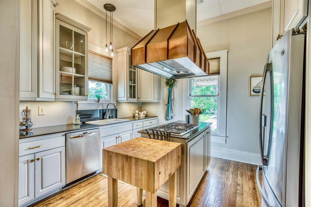 402 Ross Street, Brenham, Texas image 14