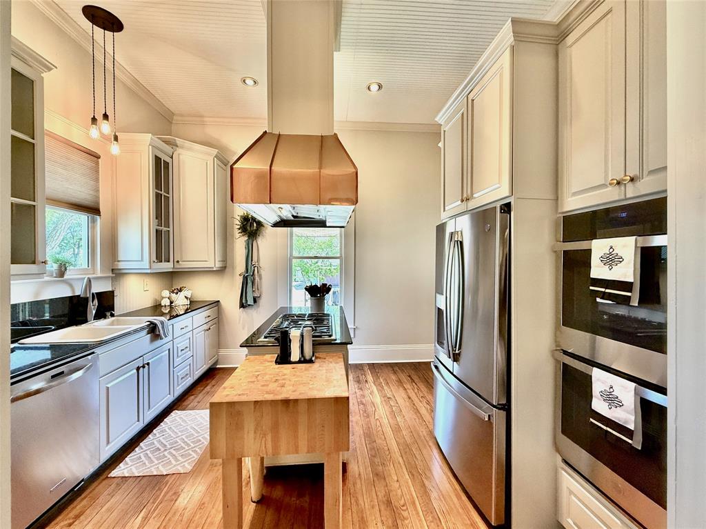 402 Ross Street, Brenham, Texas image 15