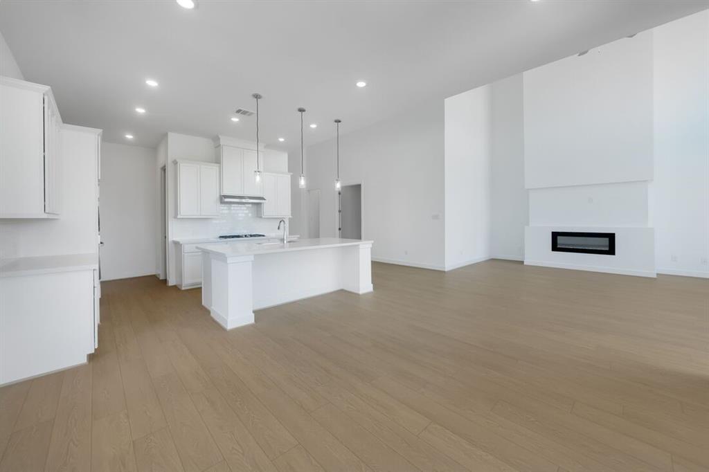 24519 Beebalm Trail
