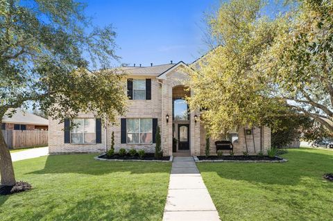 4204 Oriole Trails Drive Dickinson TX 77539