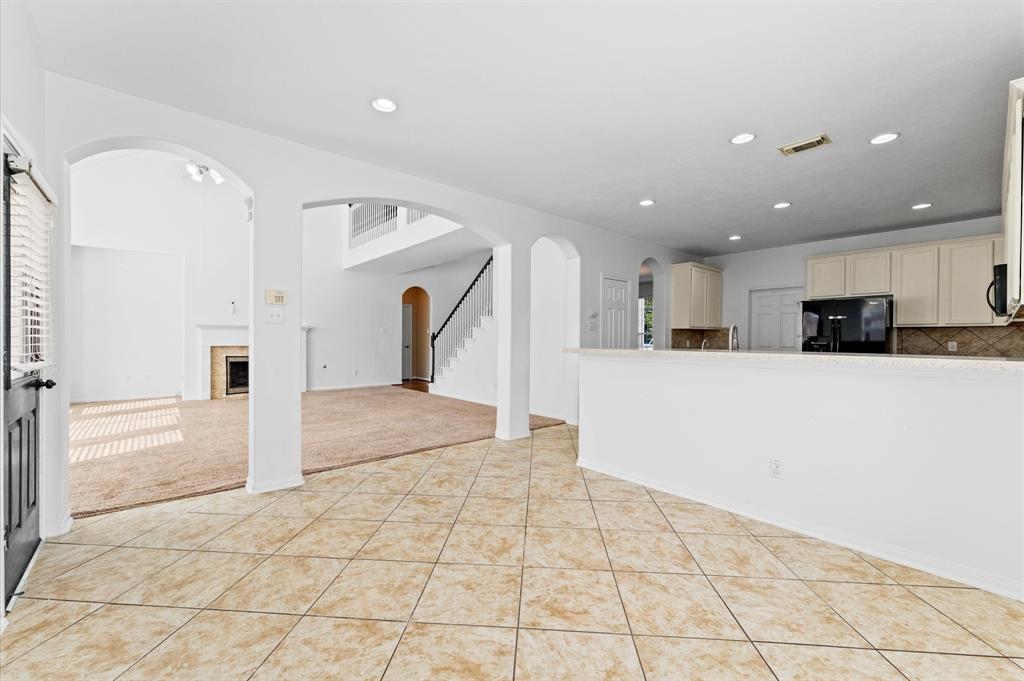 4204 Oriole Trails Drive, Dickinson, Texas image 13