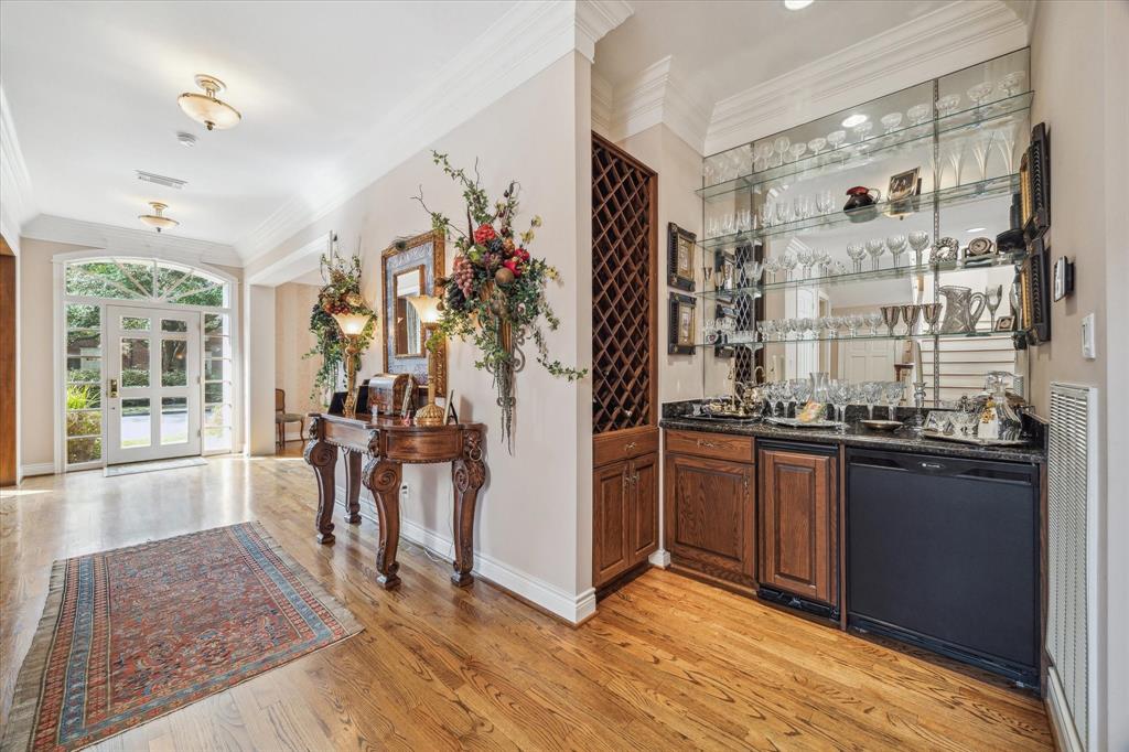 3440 Wickersham Lane, Houston, Texas image 13