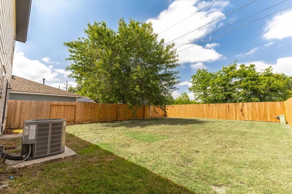 7415 Kennemer Drive, Humble, Texas image 30