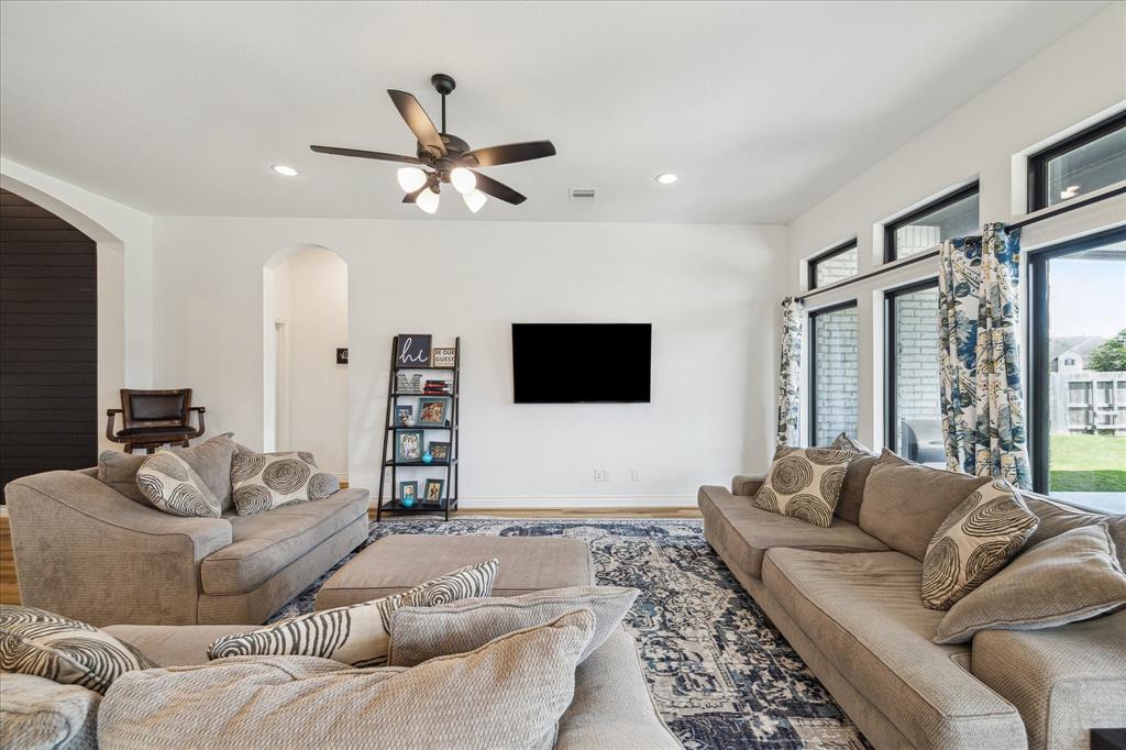 1810 Opal Field Lane, Richmond, Texas image 11
