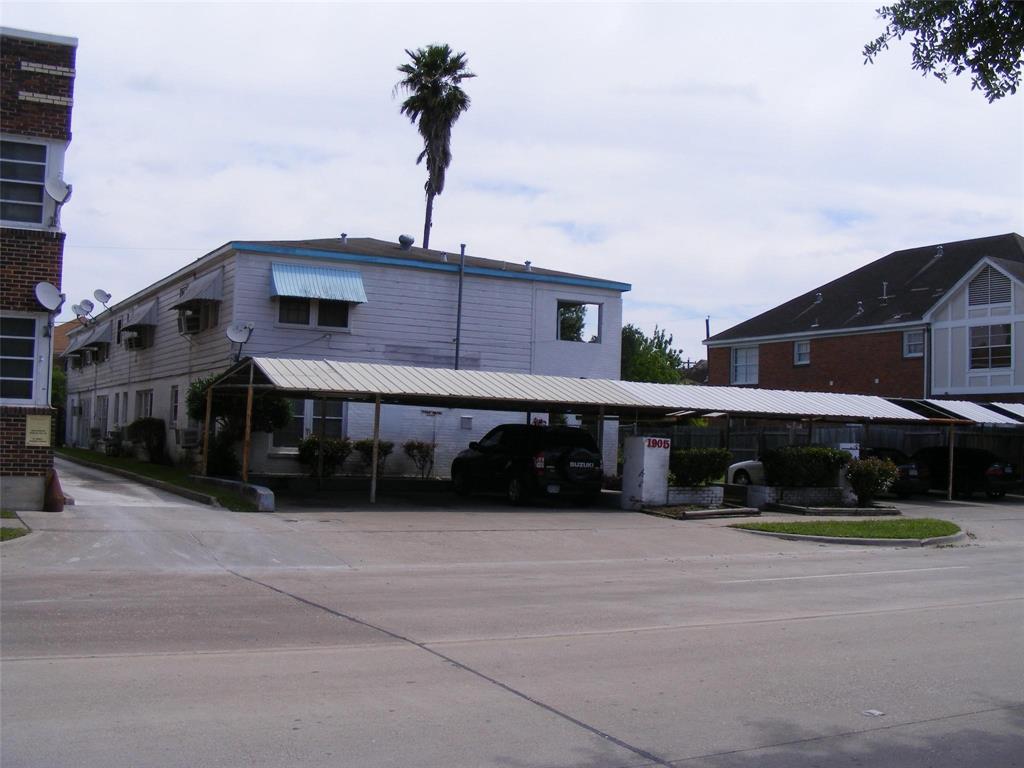 1905 Binz Street 1-10