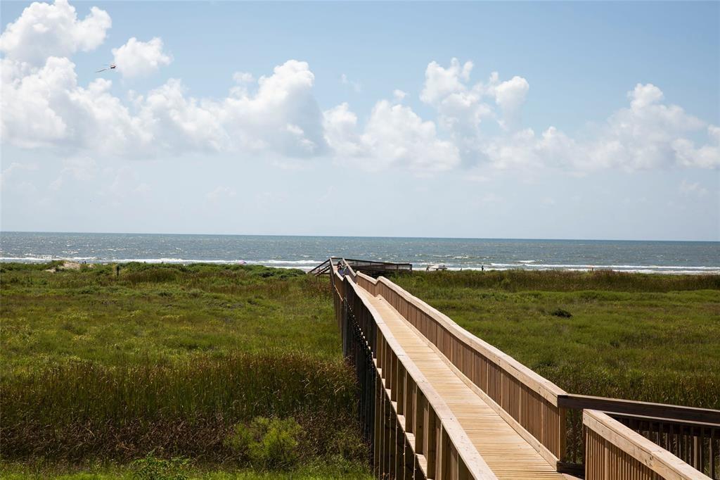 26818 Estuary Drive, Galveston, Texas image 2