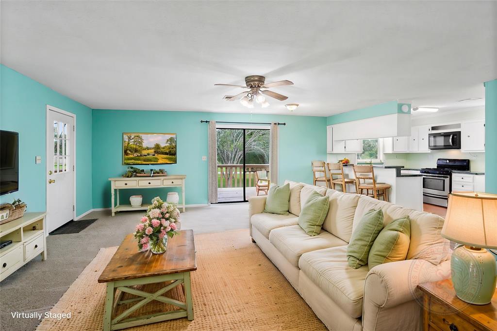 3225 N Jackson Street, Santa Fe, Texas image 2